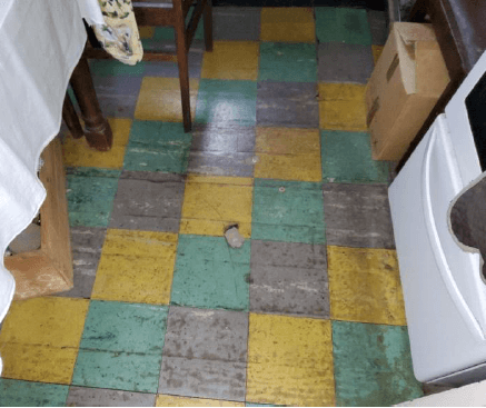 vinyl tile flooring - what does asbestos look like